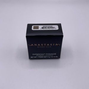 Anastasia Beverly Hills DipBrow in “Medium Brown”